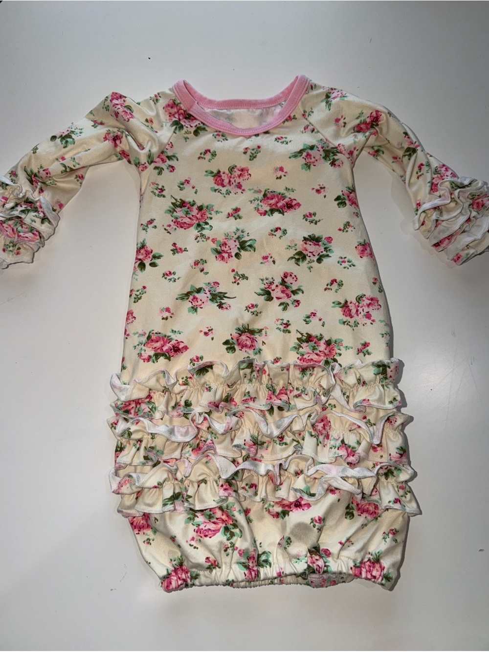 Cream Floral Ruffle Sleeve Baby Gown - Pink Roses - Picture 2 of 2